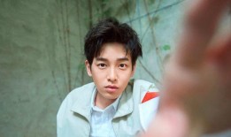 娱乐吃瓜女朋友是谁呀,她是谁？